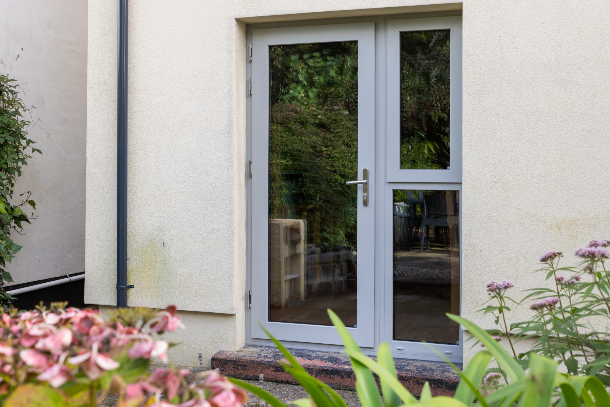 Back door in Agate Grey