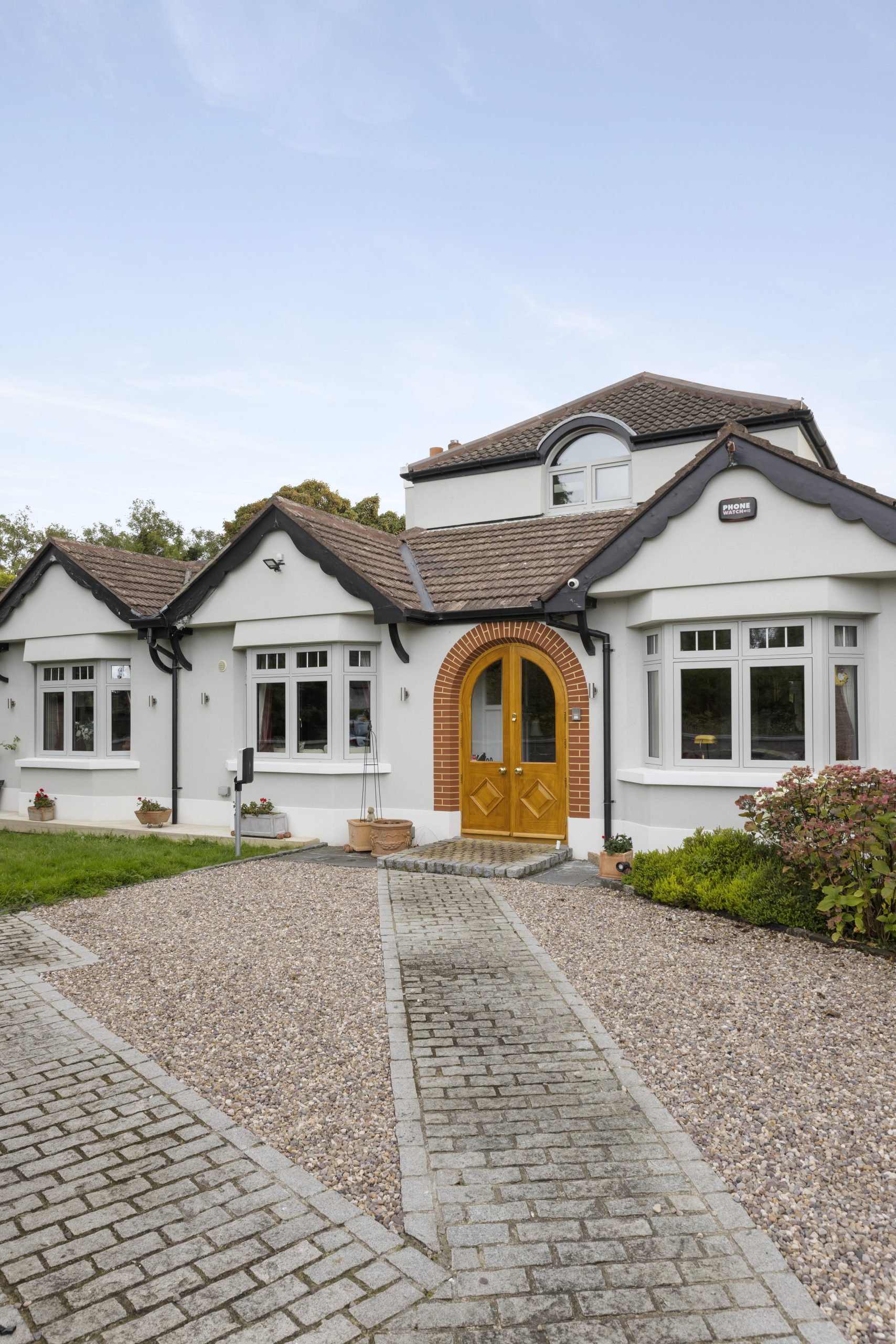 Global Home Improvements Flush Frame windows in Agate Grey